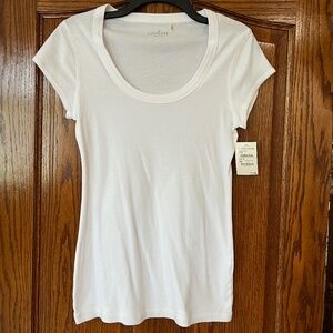 Caslon white T Shirt